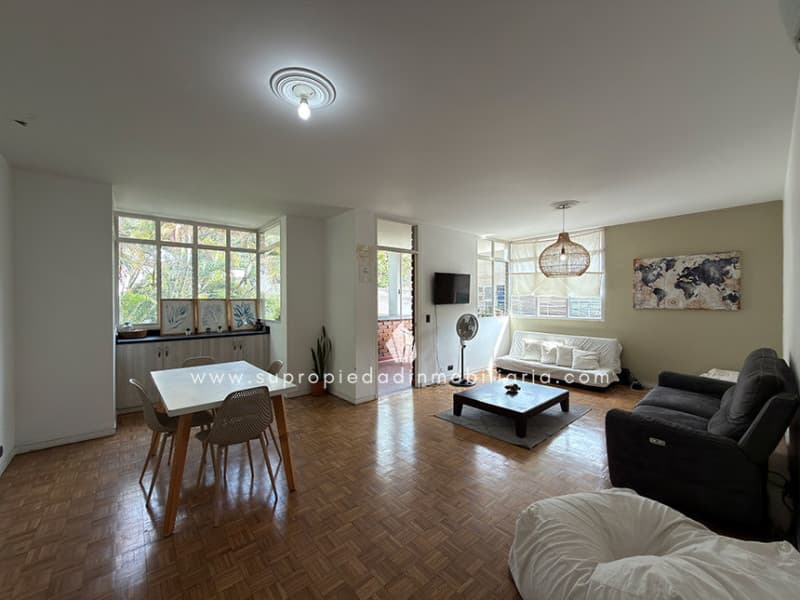 Property photo: Lalinde · 160 m² · 3 BR · 2 baths