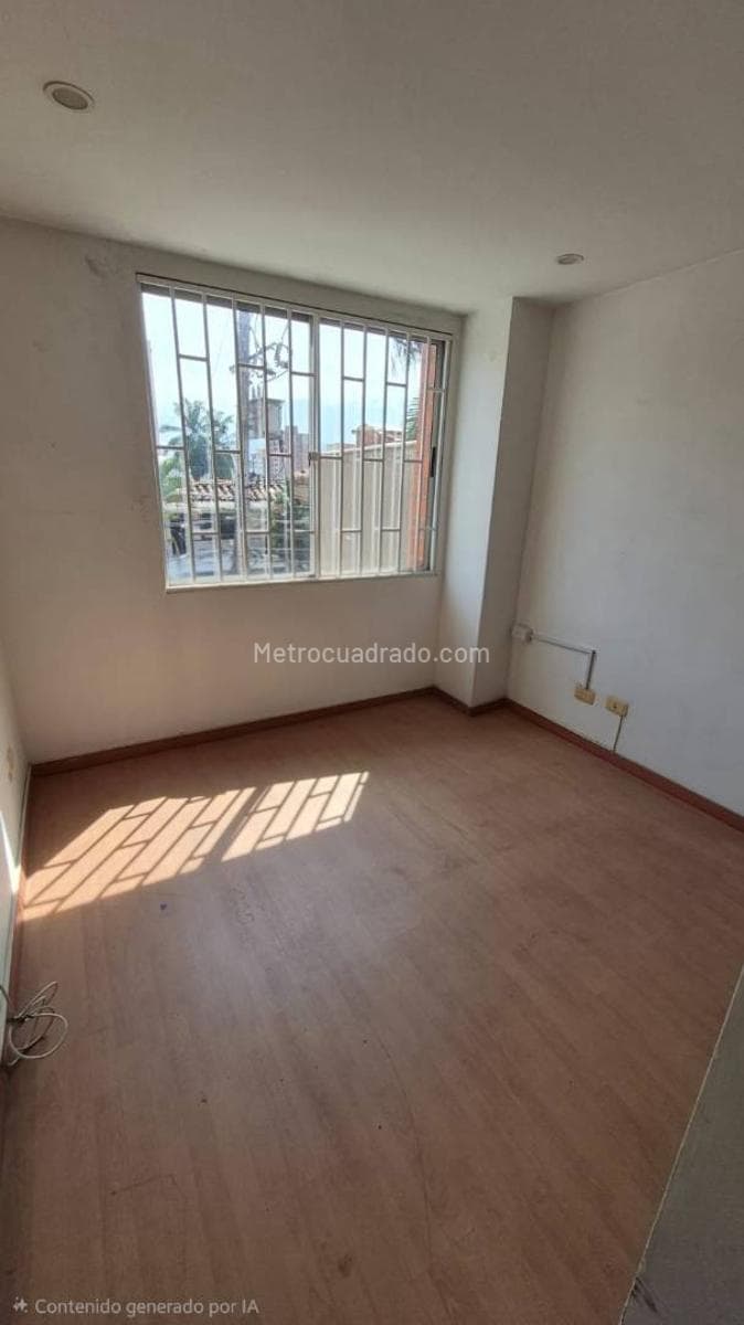 Comparable property photo: Laureles · 111 m² · 3 BR · 2 baths