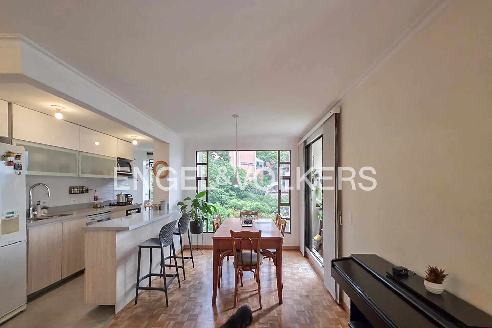 Property photo: Castropol · 128 m² · 4 BR · 2 baths