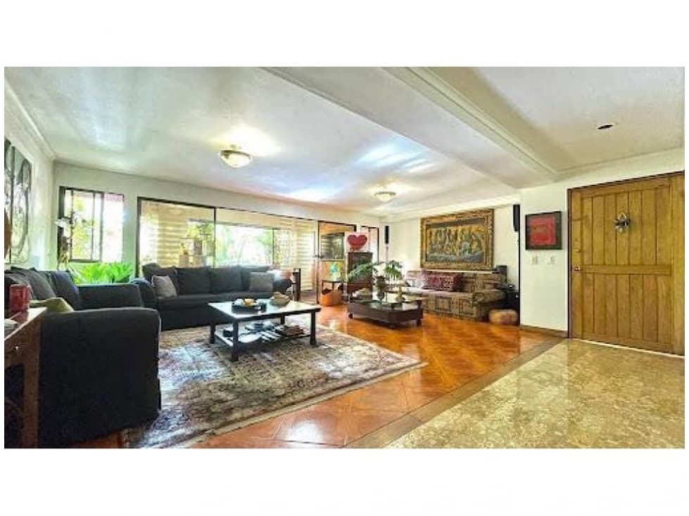 Property photo: Patio Bonito · 242 m² · 3 BR · 3 baths
